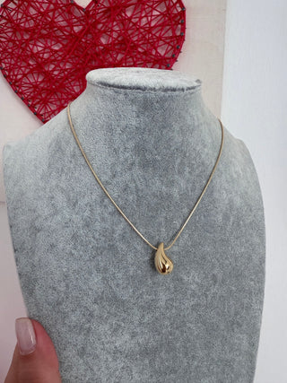 Collana goccia