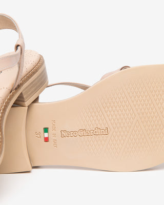 Sandali - NeroGiardini - E615890D