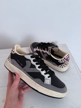 Sneakers - VICTORIA - 8806114 NEGRO